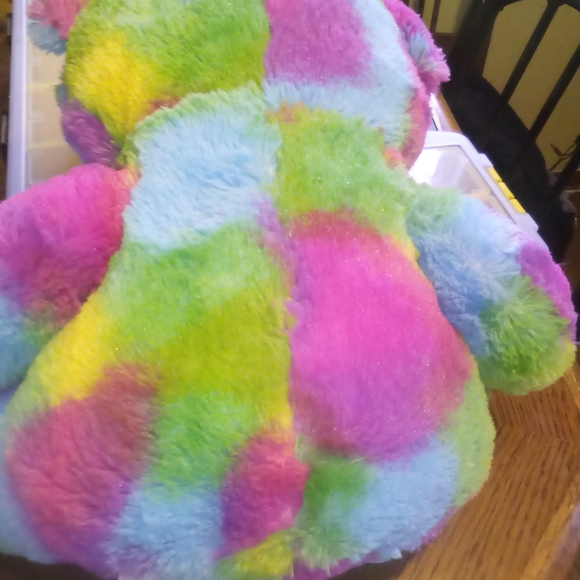 Multi colored bear - Picture 2 of 3